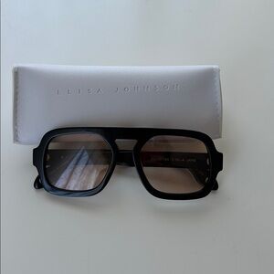 Elisa Johnson Jane in Gloss Black